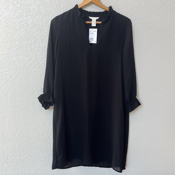 NWT H and M Black Mini Long Sleeve Dress size 8 - Picture 3 of 9
